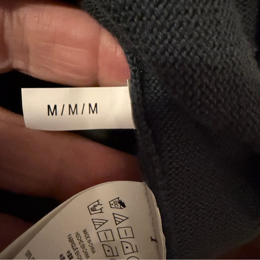 Michael Kors Black Label V-Neck 100% Cotton Pullover Sweater Medium dark green - Picture 3 of 6